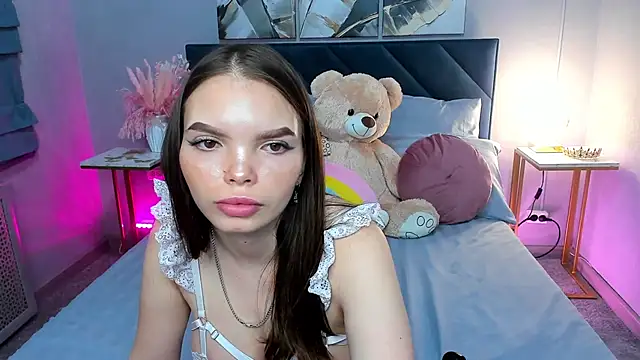 Curvy Dynamite  online show from September 2025 01:09:01 AM