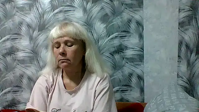 sakura blonde online show from October 2025 07:45:02 PM