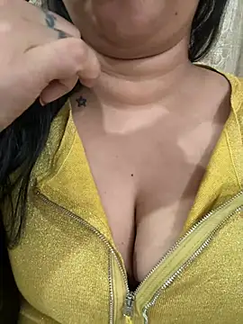 Akhi Akshaya online show from January 2025 08:35:01 PM