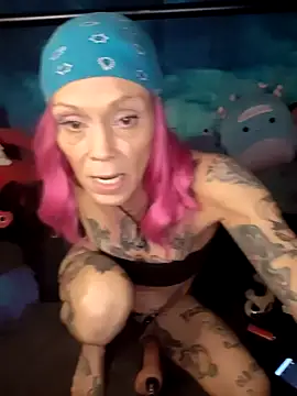 MommyMisfit online show from November 2025 02:34:02 AM