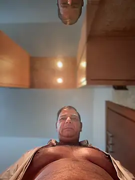 Snapshot of SecretlyDD chatting on February 2026 04:54:02 PM SecretlyDD online show from February 2026 04:54:02 PM