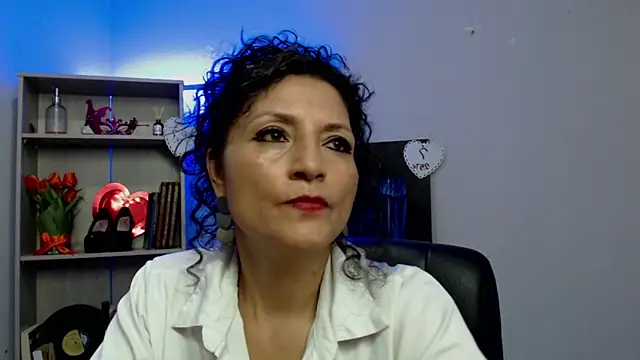 arianna ros3 online show from March 2025 05:15:01 PM