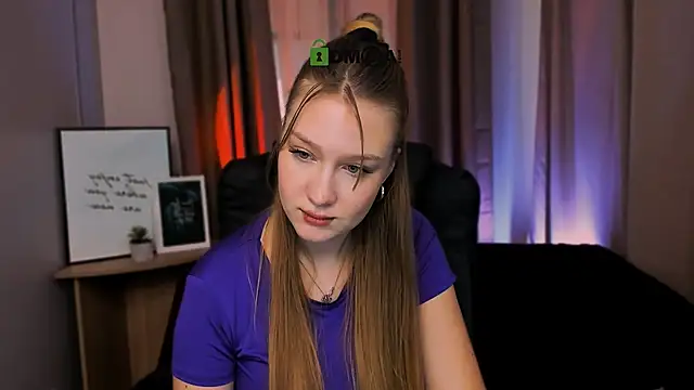 playful sophie online show from January 2025 01:42:01 PM