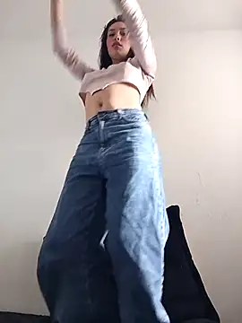 eriika deep  online show from November 2025 05:59:01 PM