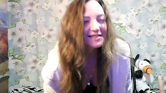 KattyLuuu online show from March 2025 07:06:01 PM