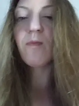 KattyLuuu online show from June 2026 09:38:02 PM