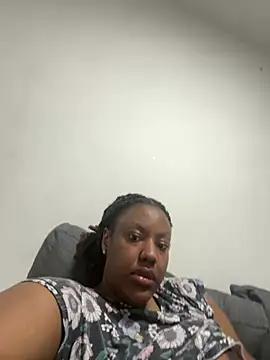 LavenderBuxton online show from March 2025 10:52:02 PM