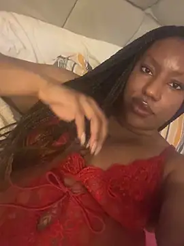 LavenderBuxton online show from September 2025 08:36:02 PM