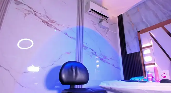 amber diior online show from November 2025 01:48:01 AM