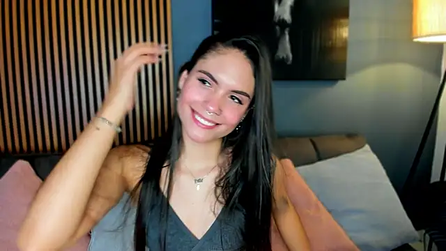 Gaby Ferrer online show from October 2025 02:37:01 PM