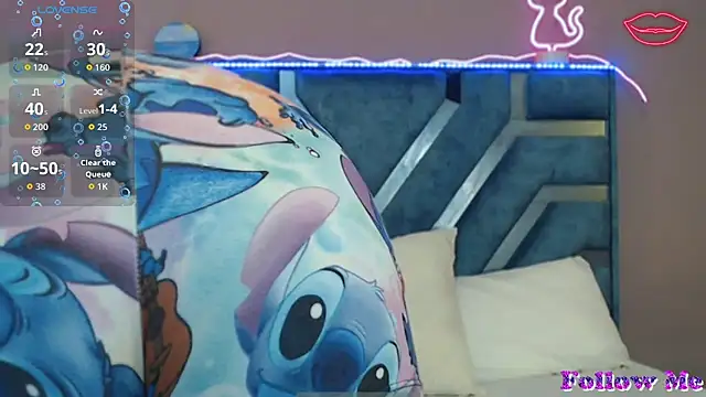 Roxan Fox- online show from November 2025 04:29:02 AM