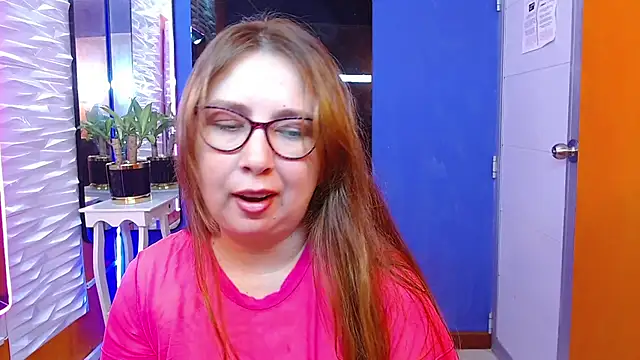 chloe prg online show from March 2025 06:44:02 PM