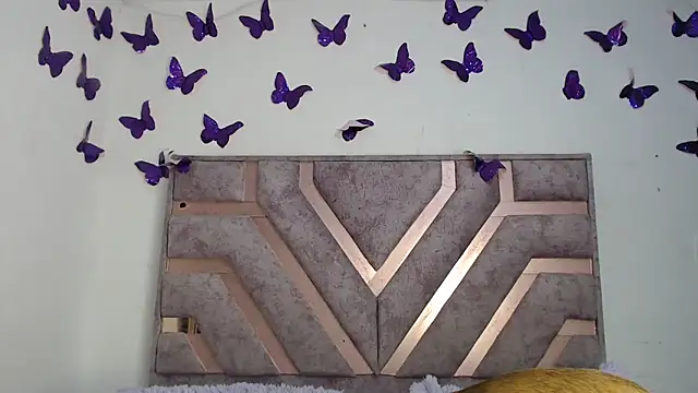 Anny Fox- online show from March 2026 04:07:02 AM