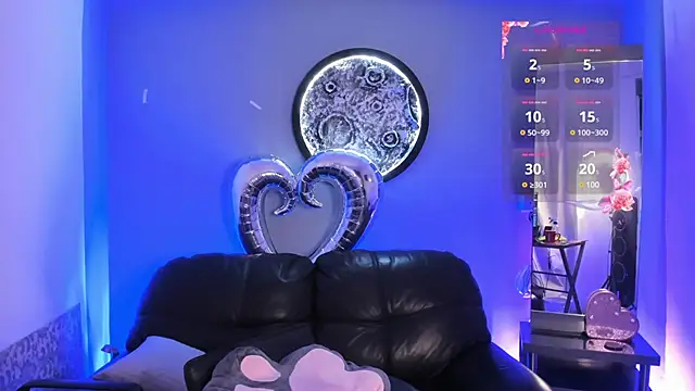 Camillesanto online show from February 2025 01:40:01 AM