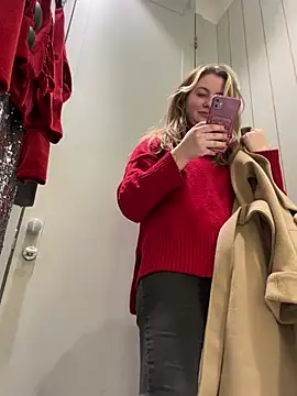 MayaMystic online show from December 2024 01:21:01 PM