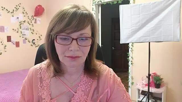 Miss Moren online show from March 2026 02:31:02 PM