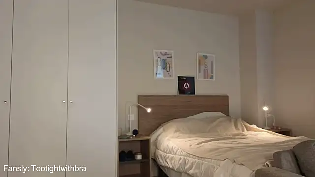 tootightwithbra online show from June 2026 07:47:02 AM