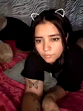 Snapshot of Ema_kraus chatting on March 2025 08:53:01 PM Ema kraus online show from March 2025 08:53:01 PM