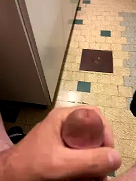 mikiss789 online show from November 2025 03:50:02 AM