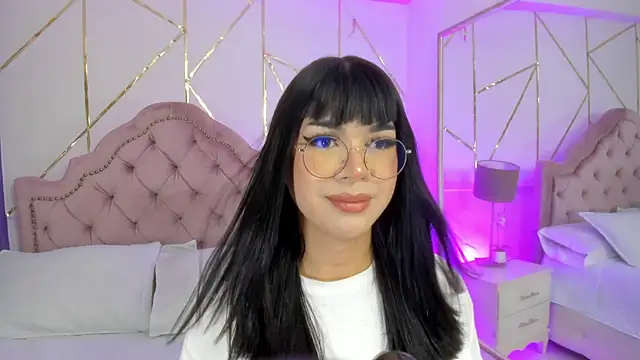 RoseCassie online show from February 2025 12:47:02 PM