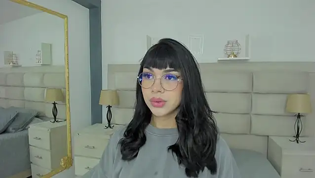 RoseCassie online show from February 2025 12:57:02 PM