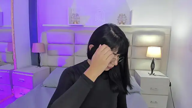 RoseCassie online show from February 2025 03:50:02 PM