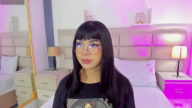 RoseCassie online show from February 2025 12:55:02 PM