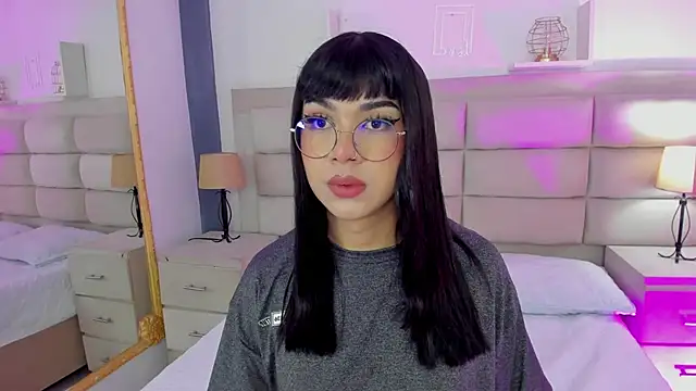 RoseCassie online show from February 2025 01:41:01 PM