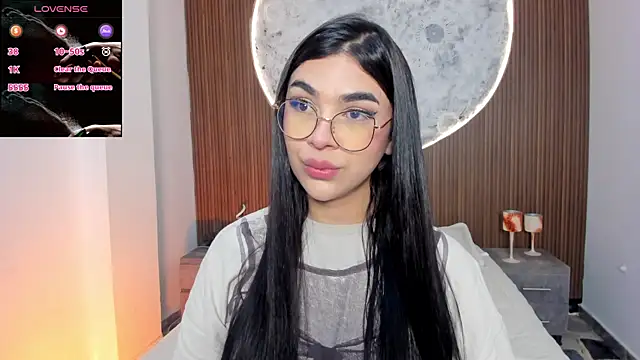 RoseCassie online show from April 2026 01:28:01 PM