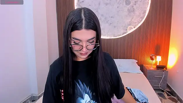 Snapshot of RoseCassie chatting on May 2026 01:30:02 PM RoseCassie online show from May 2026 01:30:02 PM