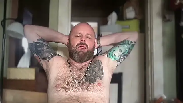 Thickirishcock850 online show from February 2026 09:38:02 PM