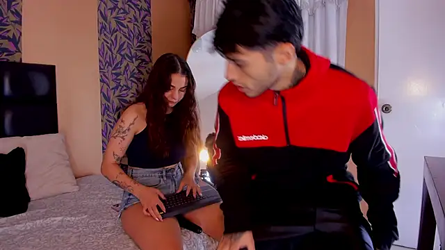 hinata itachi online show from February 2026 03:47:02 AM