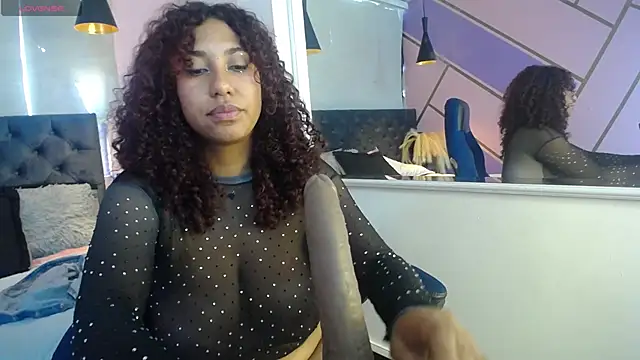 lauraltt online show from January 2025 04:28:02 PM