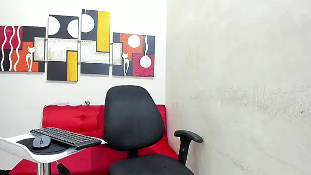 Mariana 16  online show from January 2025 01:27:01 AM