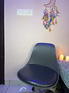 honeyboobies7249 online show from February 2026 07:33:02 PM