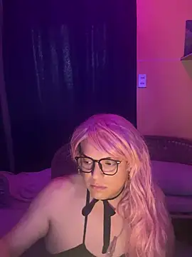 Snapshot of NikkelSofia chatting on January 2025 02:06:01 PM NikkelSofia online show from January 2025 02:06:01 PM