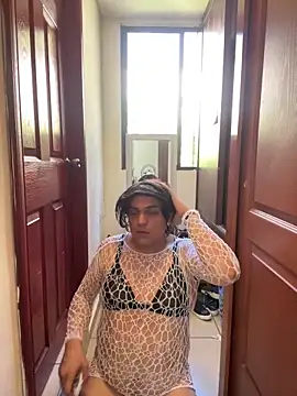 Snapshot of NikkelSofia chatting on February 2025 06:06:01 PM NikkelSofia online show from February 2025 06:06:01 PM