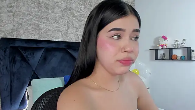 Lily Woodz online show from September 2025 07:49:02 PM