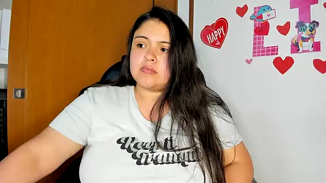 lizzie c online show from February 2025 04:01:01 AM