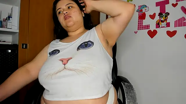 lizzie c online show from February 2025 02:12:01 PM