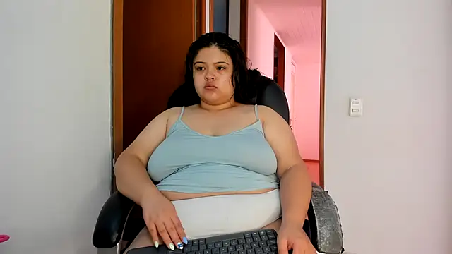 lizzie c online show from February 2025 09:44:02 PM