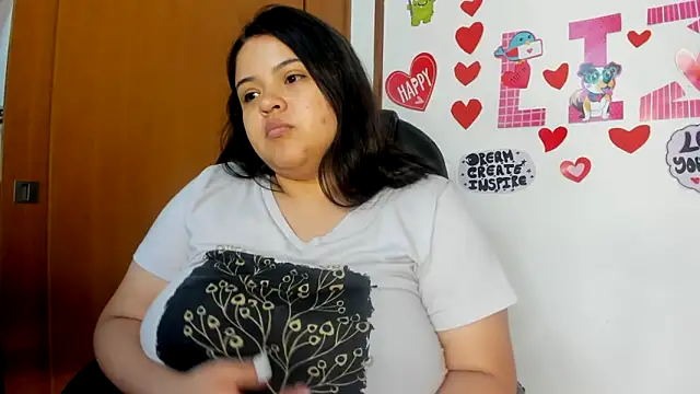 lizzie c online show from March 2025 09:24:02 AM