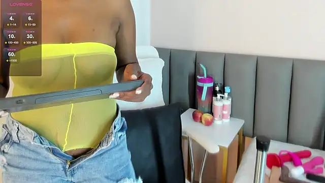 celeste smmith  online show from March 2025 03:43:02 AM