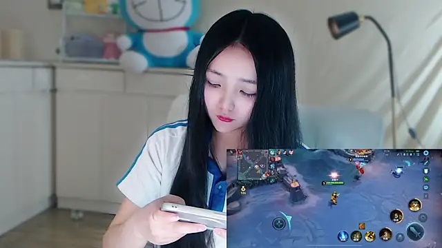 xiao-xiao-D online show from January 2025 01:17:01 PM