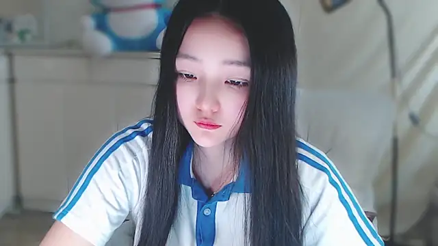 xiao-xiao-D online show from February 2025 09:11:01 AM