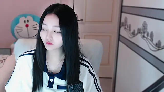 xiao-xiao-D online show from March 2025 04:50:02 AM