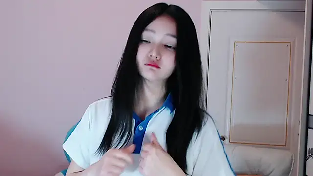 xiao-xiao-D online show from March 2025 03:04:01 PM