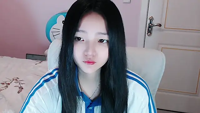 xiao-xiao-D online show from March 2025 12:30:02 PM