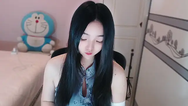 xiao-xiao-D online show from November 2025 05:43:01 AM