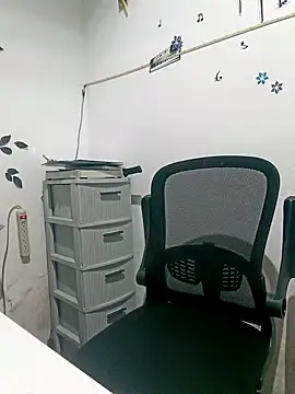 bisexual0007 online show from March 2025 01:05:01 AM